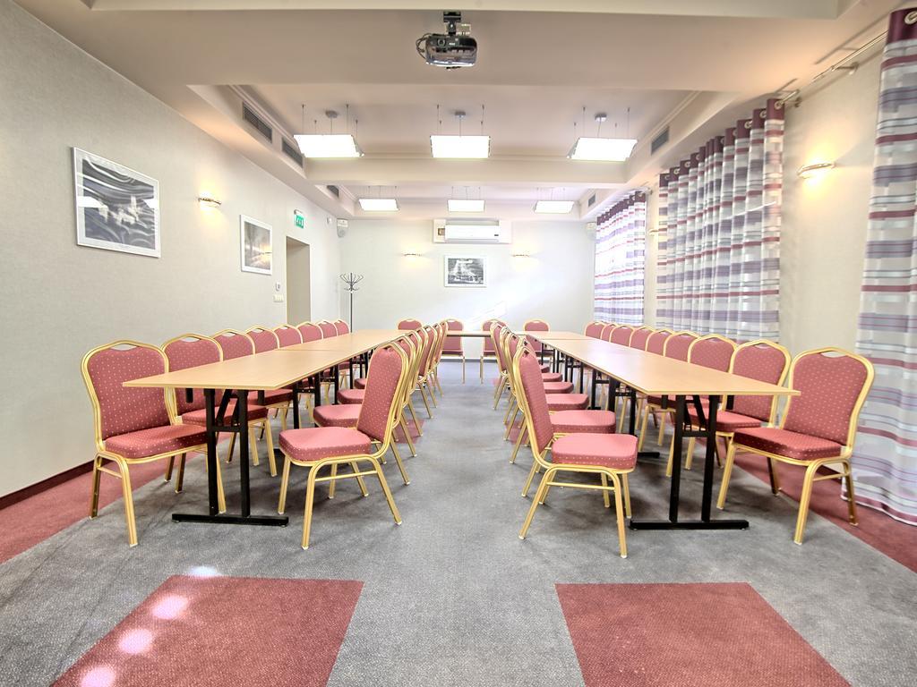 Osrodek Wczasowy Paradise Krynica-Zdrój Exteriör bild
